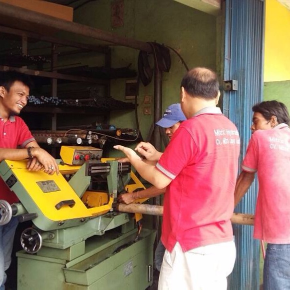 Sparepart hydraulic Tegal - Solusi lengkap kebutuhan industri